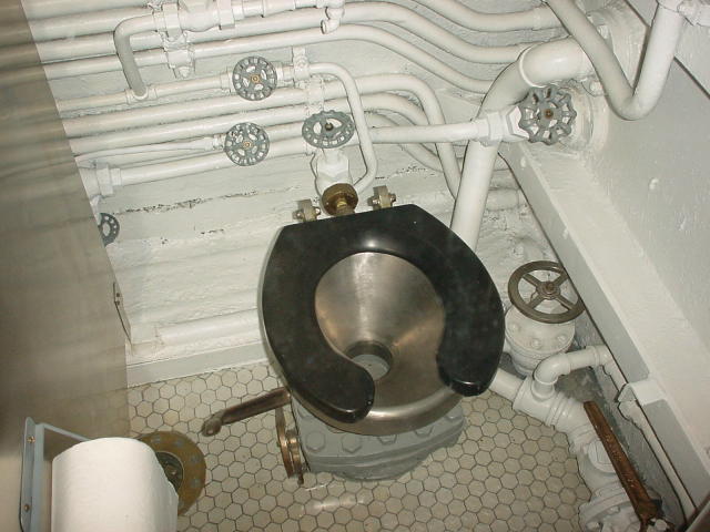 Bowfin-Toliet.jpg